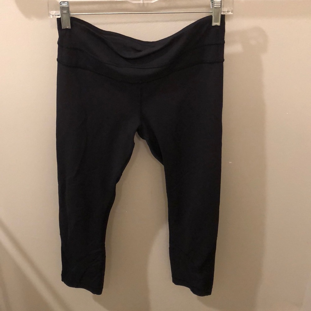Lululemon black leggings